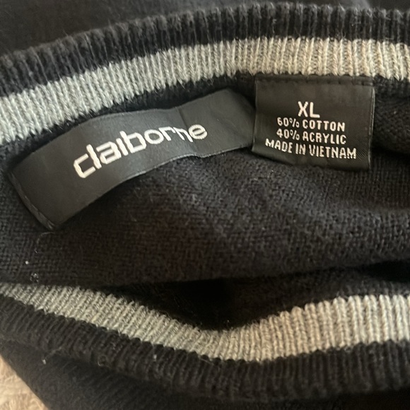 Black V Neck Sweater Mens Vest 🖤 - Picture 2 of 2